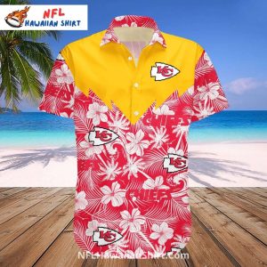 Kansas City Chiefs Aloha Shirt White And Red Hibiscus Beach Look